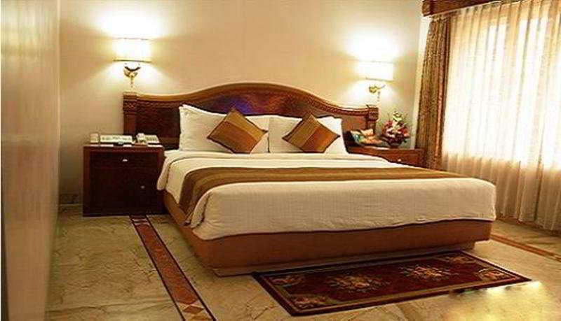Raj Park Hotel Τσενάι Εξωτερικό φωτογραφία