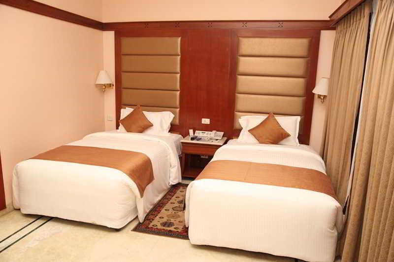 Raj Park Hotel Τσενάι Εξωτερικό φωτογραφία